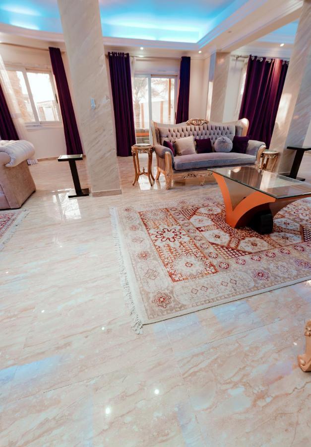 Luxury Private Villa With Pool 洪加達 外观 照片